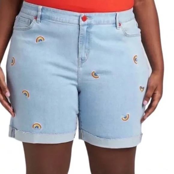 Lane Bryant Boyfriend Midi Shorts w/ Rainbow Appliqués Size 20 - Picture 1 of 5